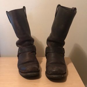 Frye Harness 12R - Tan